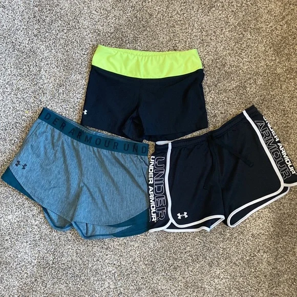 ‼️BUNDLE‼️ Under Armour Heat Gear Shorts - Picture 4 of 9